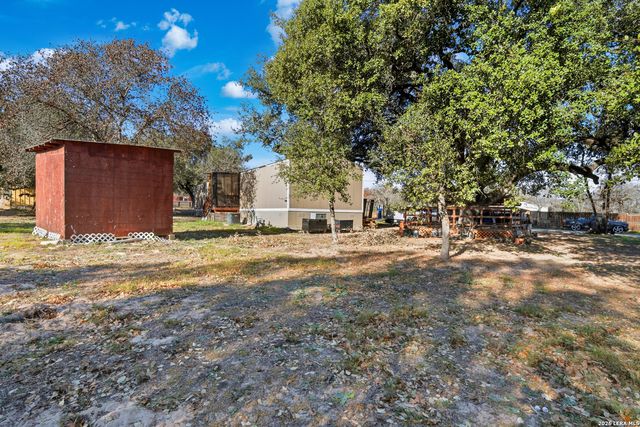 23202 SILVER CHALICE, Elmendorf, TX 78112
