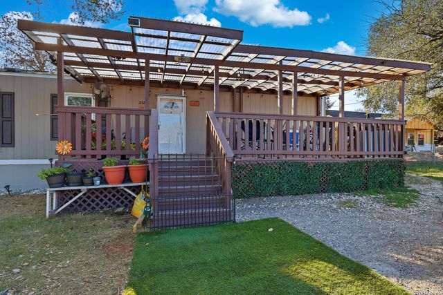 23202 SILVER CHALICE, Elmendorf, TX 78112