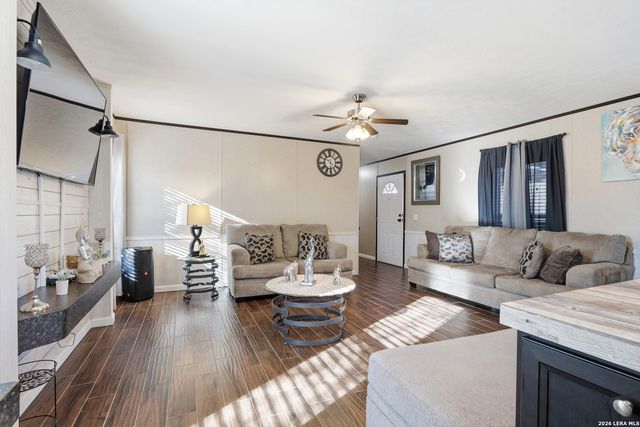 23202 SILVER CHALICE, Elmendorf, TX 78112