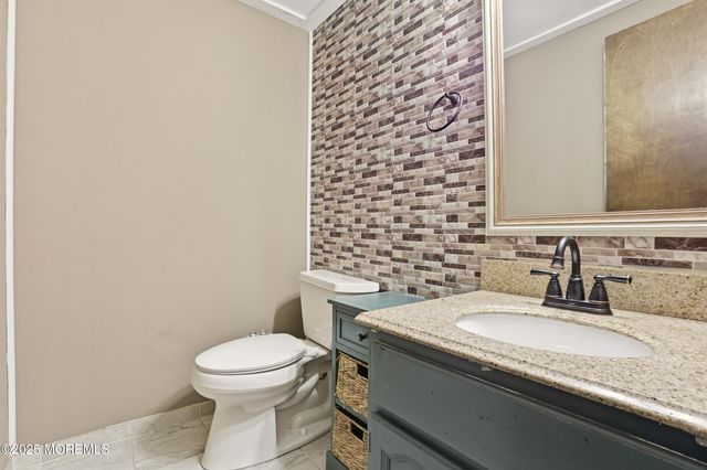 1589 N Bay Avenue, Toms River, NJ 08753