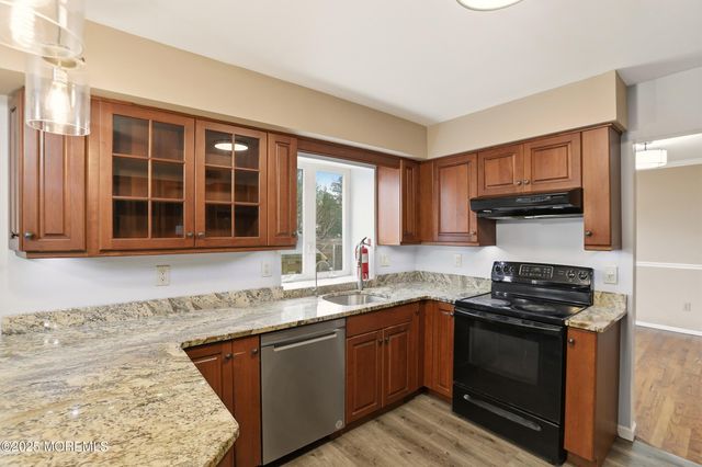 1589 N Bay Avenue, Toms River, NJ 08753