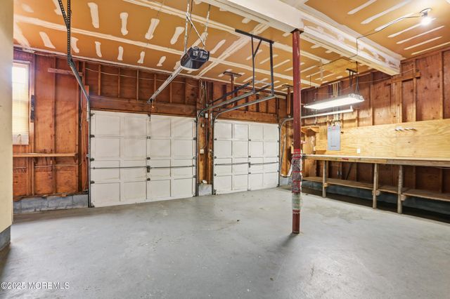 1589 N Bay Avenue, Toms River, NJ 08753