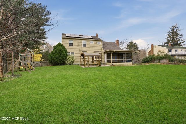 1589 N Bay Avenue, Toms River, NJ 08753