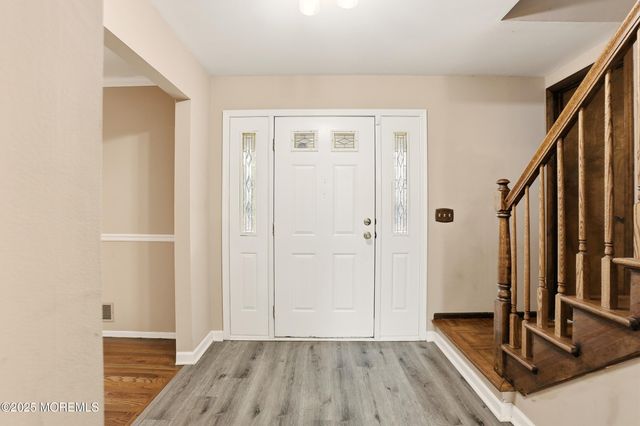 1589 N Bay Avenue, Toms River, NJ 08753