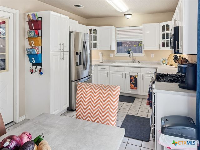 569 Kellys Way, New Braunfels, TX 78130