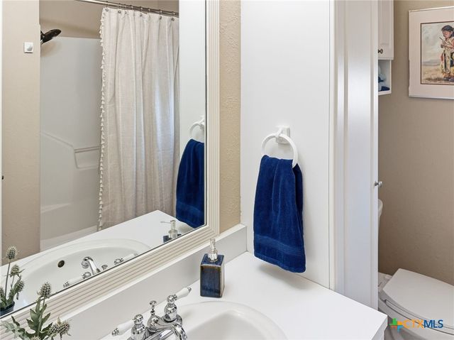 569 Kellys Way, New Braunfels, TX 78130