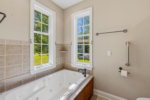 W7974 THOMASWOOD TRAIL, Fond Du Lac, WI 54937