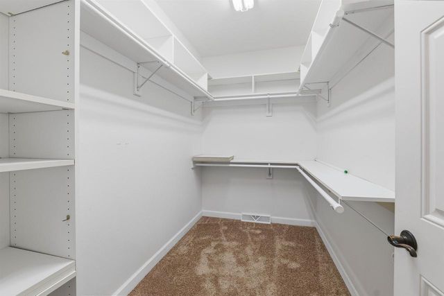 W7974 THOMASWOOD TRAIL, Fond Du Lac, WI 54937