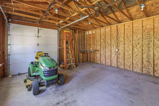 W7974 THOMASWOOD TRAIL, Fond Du Lac, WI 54937