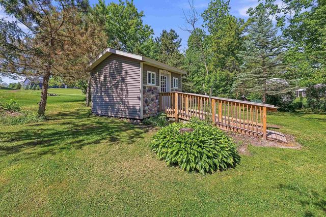 W7974 THOMASWOOD TRAIL, Fond Du Lac, WI 54937