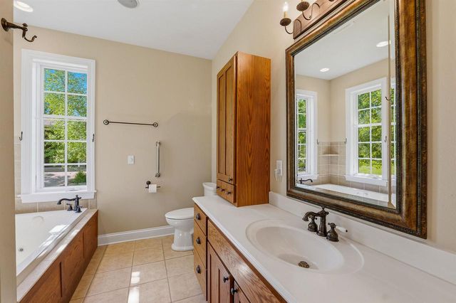W7974 THOMASWOOD TRAIL, Fond Du Lac, WI 54937