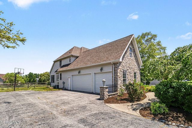4577 Turtle Creek Drive, Perrysburg, OH 43551