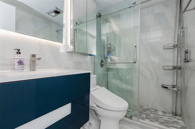 1980 S Ocean Drive 11K, Hallandale Beach, FL 33009