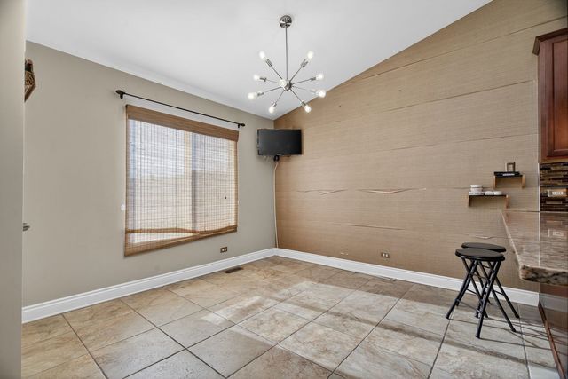 3015 140th Place, Blue Island, IL 60406