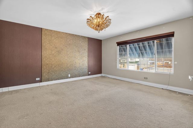 3015 140th Place, Blue Island, IL 60406