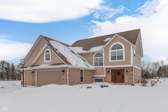 4529 W Private Road 170 N, Shelbyville, IN 46176