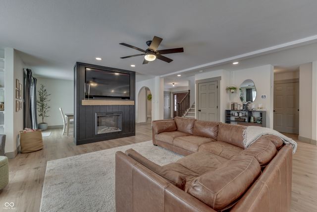 4529 W Private Road 170 N, Shelbyville, IN 46176