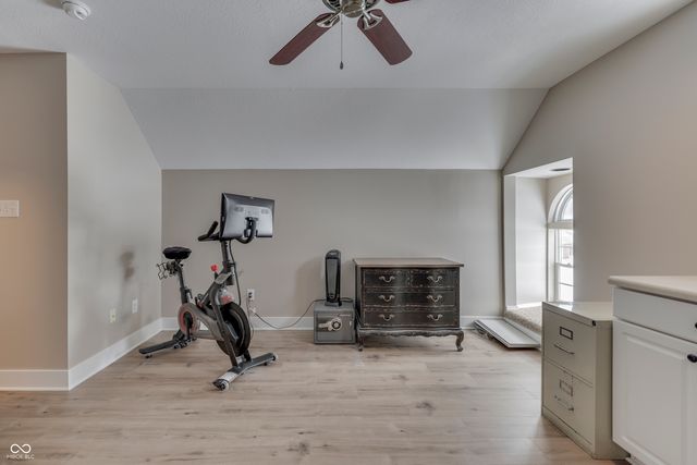 4529 W Private Road 170 N, Shelbyville, IN 46176