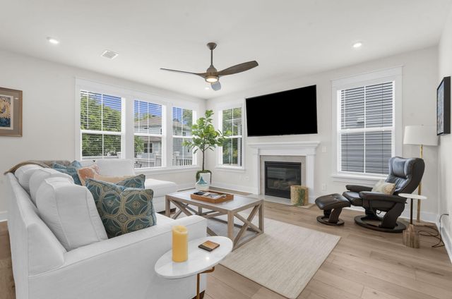 2276 Cultura Circle, Mount Pleasant, SC 29466