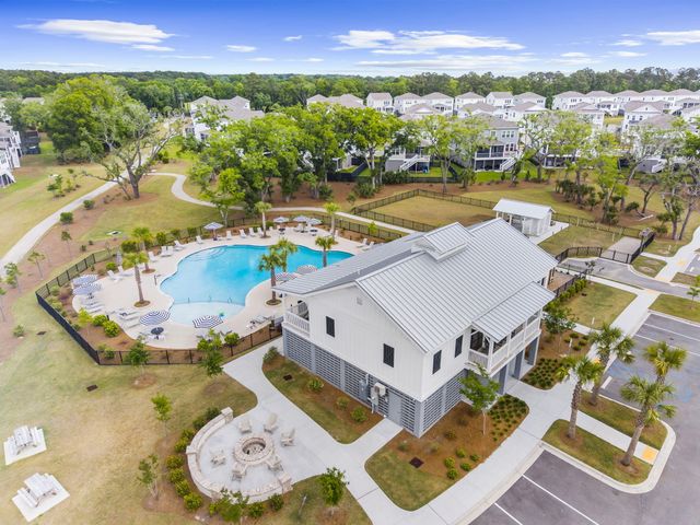 2276 Cultura Circle, Mount Pleasant, SC 29466