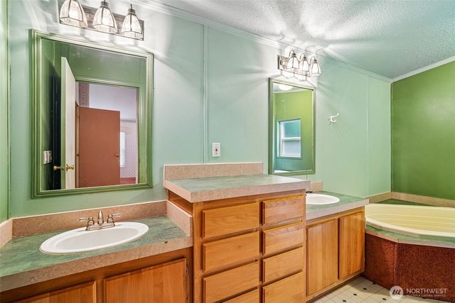 5160 Blacktail Lane, Langley, WA 98260