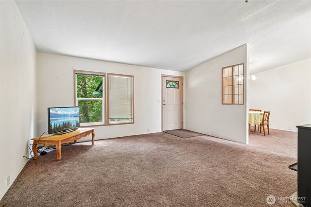 5160 Blacktail Lane, Langley, WA 98260