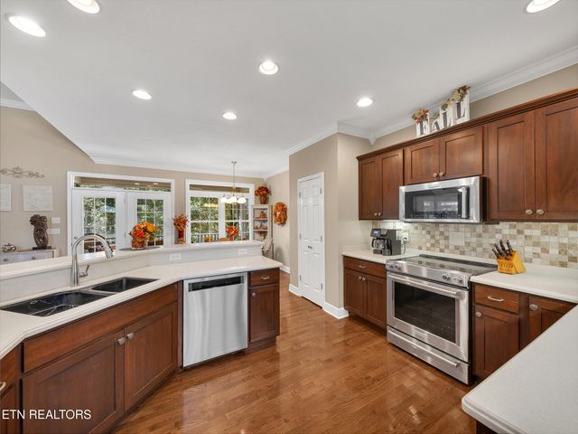 110 Seminole Lane, Loudon, TN 37774