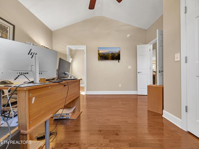 110 Seminole Lane, Loudon, TN 37774