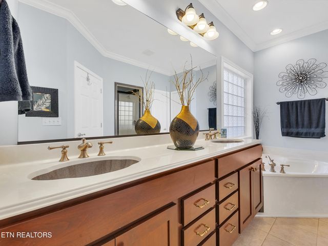 110 Seminole Lane, Loudon, TN 37774