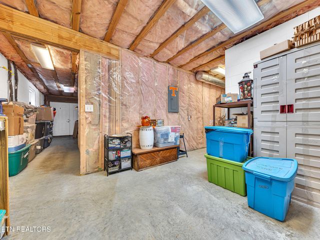 110 Seminole Lane, Loudon, TN 37774