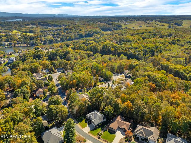 110 Seminole Lane, Loudon, TN 37774