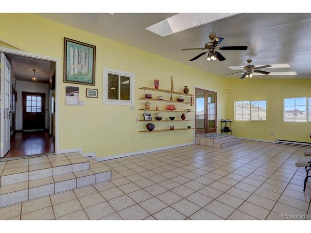 11810 Mesa View Rd, Larkspur, CO 80118