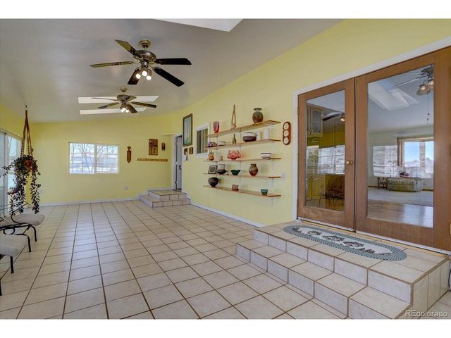 11810 Mesa View Rd, Larkspur, CO 80118