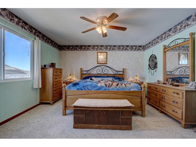 11810 Mesa View Rd, Larkspur, CO 80118