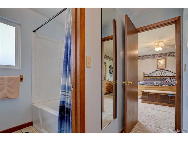 11810 Mesa View Rd, Larkspur, CO 80118