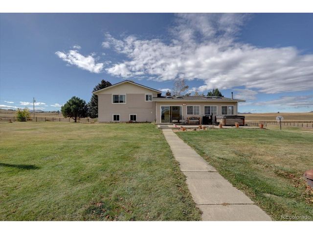 11810 Mesa View Rd, Larkspur, CO 80118