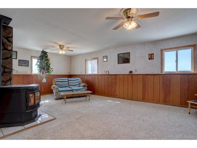 11810 Mesa View Rd, Larkspur, CO 80118