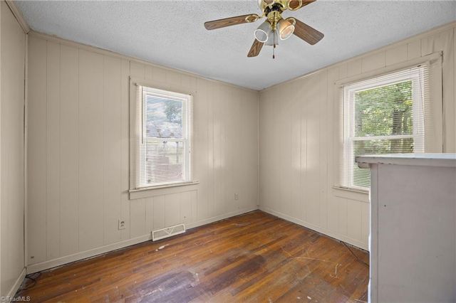 2873 Hope Church Road, Winston-salem, NC 27127