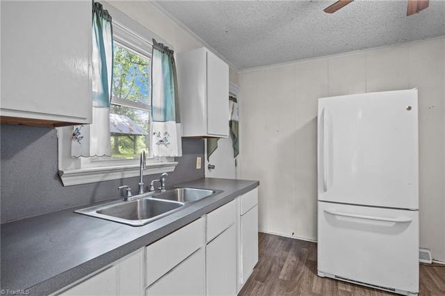 2873 Hope Church Road, Winston-salem, NC 27127