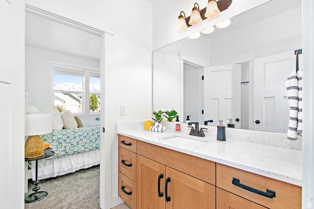 5747 W YORKSHIRE CT, Highland, UT 84003