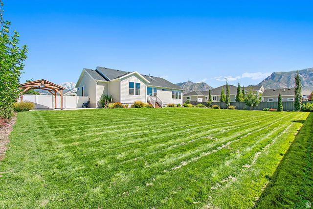 5747 W YORKSHIRE CT, Highland, UT 84003