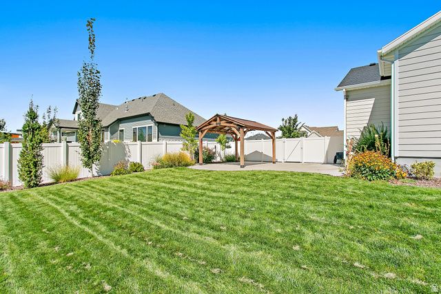 5747 W YORKSHIRE CT, Highland, UT 84003