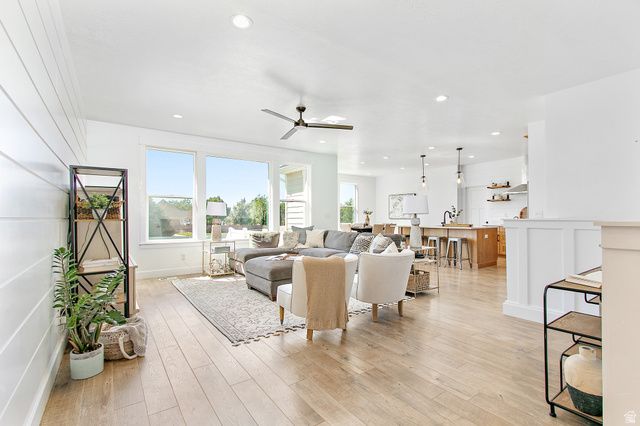 5747 W YORKSHIRE CT, Highland, UT 84003