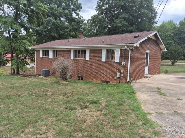 3150 Wentworth Street, Reidsville, NC 27320