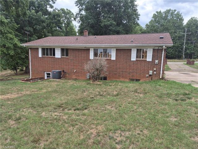 3150 Wentworth Street, Reidsville, NC 27320