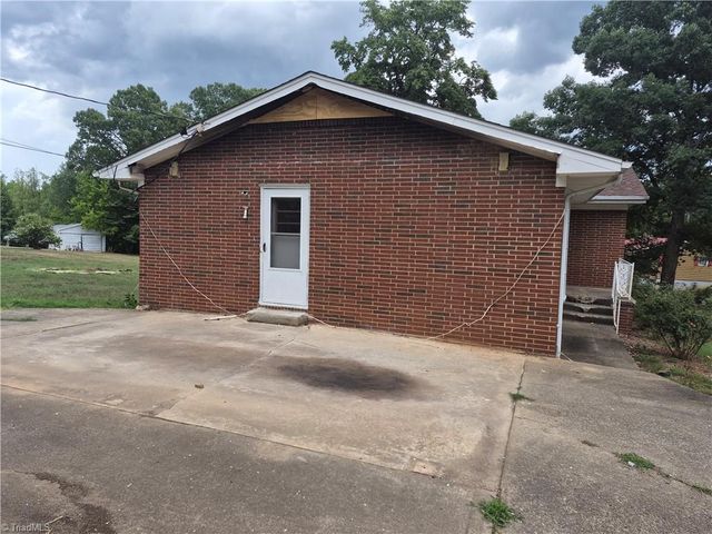 3150 Wentworth Street, Reidsville, NC 27320
