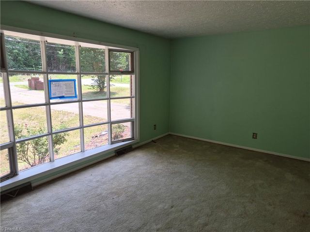 3150 Wentworth Street, Reidsville, NC 27320