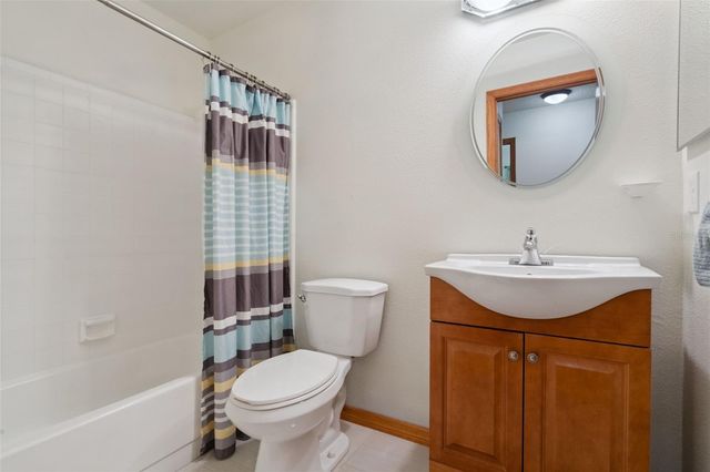 131 FLOWER QUEEN COURT, Orlando, FL 32807