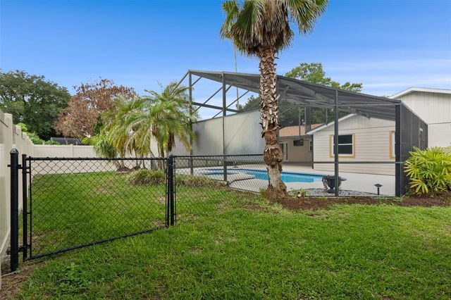 131 FLOWER QUEEN COURT, Orlando, FL 32807