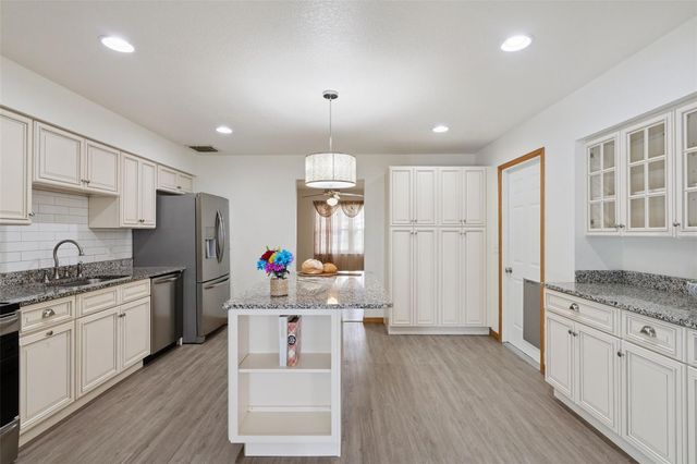 131 FLOWER QUEEN COURT, Orlando, FL 32807